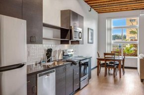 Roxy Condo #203
